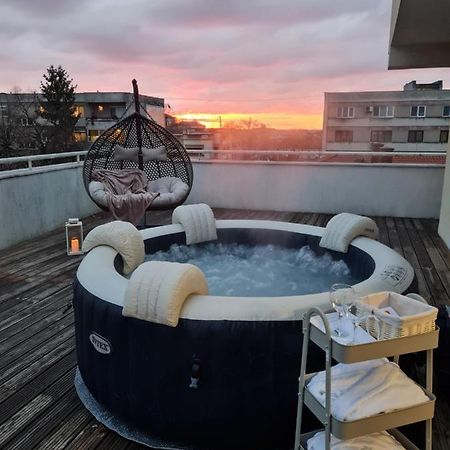 Apartament Arad Wellness Zewnętrze zdjęcie